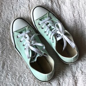 Mint green size 7 women’s converse